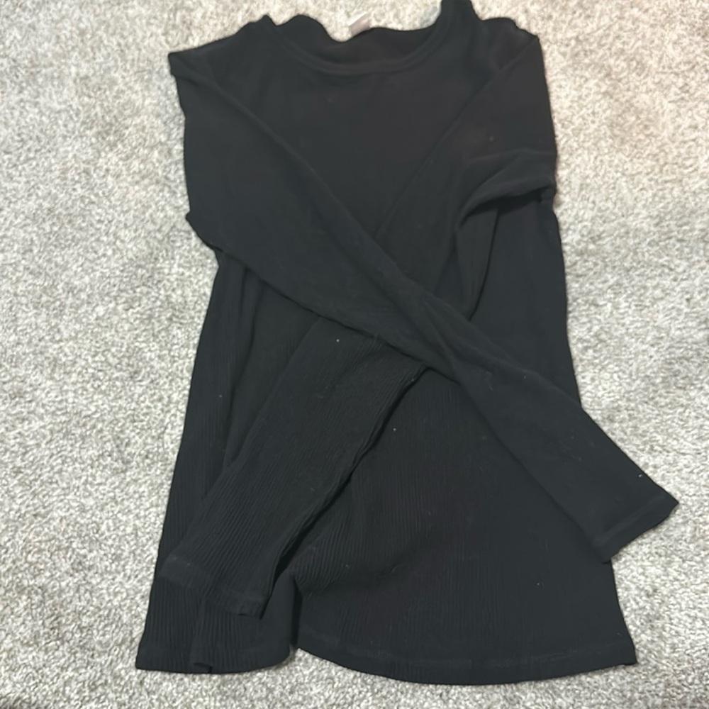 Black ribbed long sleeve